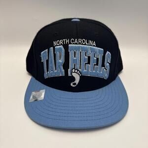 Vintage North Carolina Tar Heels Spell Out Script Snapback Top Of The World RARE
